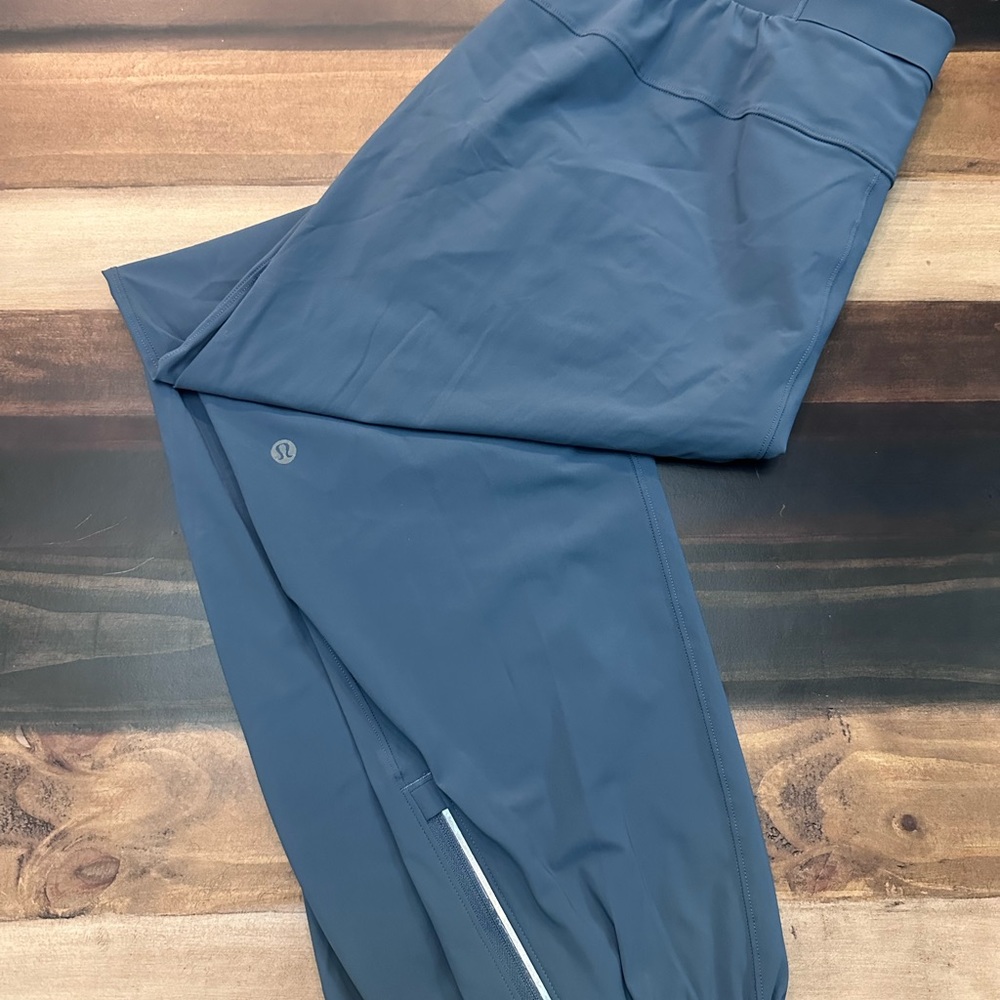 Lulu lemon lightweight pants